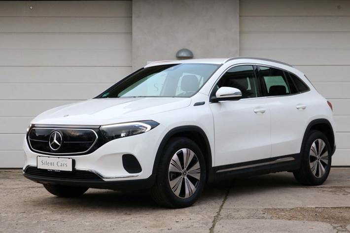 Hvid Mercedes EQA250 fra 2022