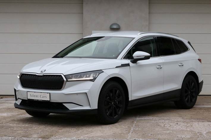 Hvid Skoda Enyaq fra 2022