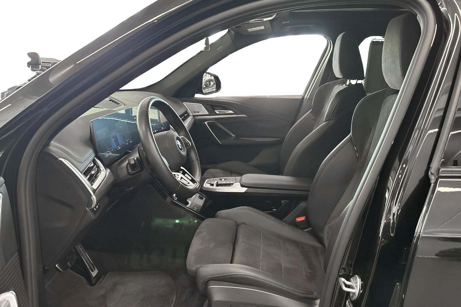 BMW iX1 eDrive20 M-Sport Pro