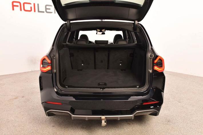 Sort BMW iX3 fra 2022