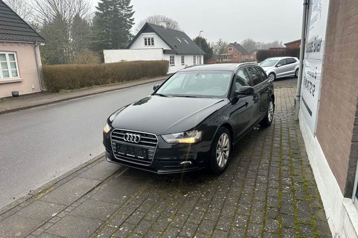 undefined Audi A4 fra 2012