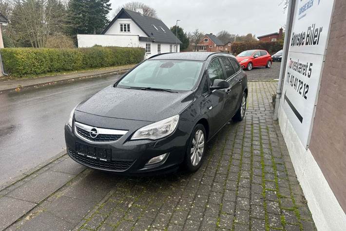 undefined Opel Astra fra 2012