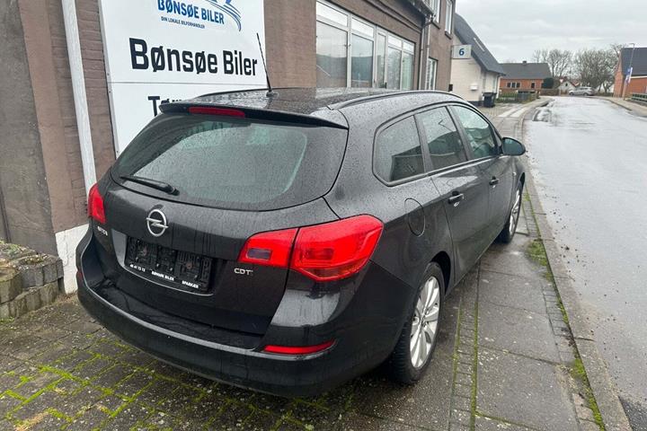 undefined Opel Astra fra 2012
