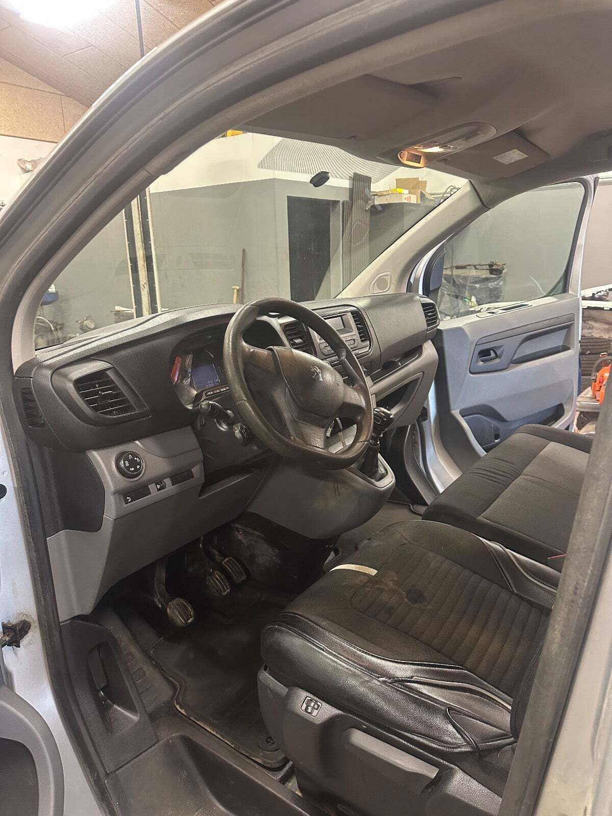 Peugeot Expert 2,0 BlueHDi 150 L2 Plus Van