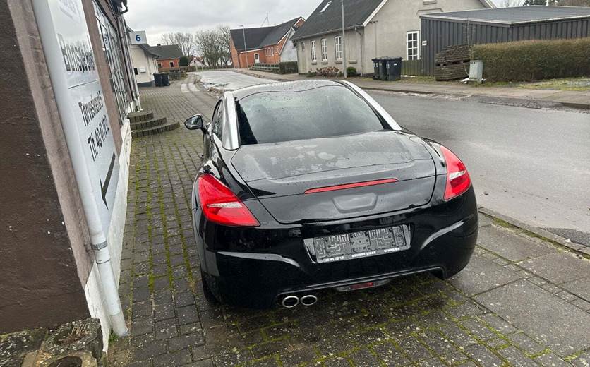 Peugeot RCZ
