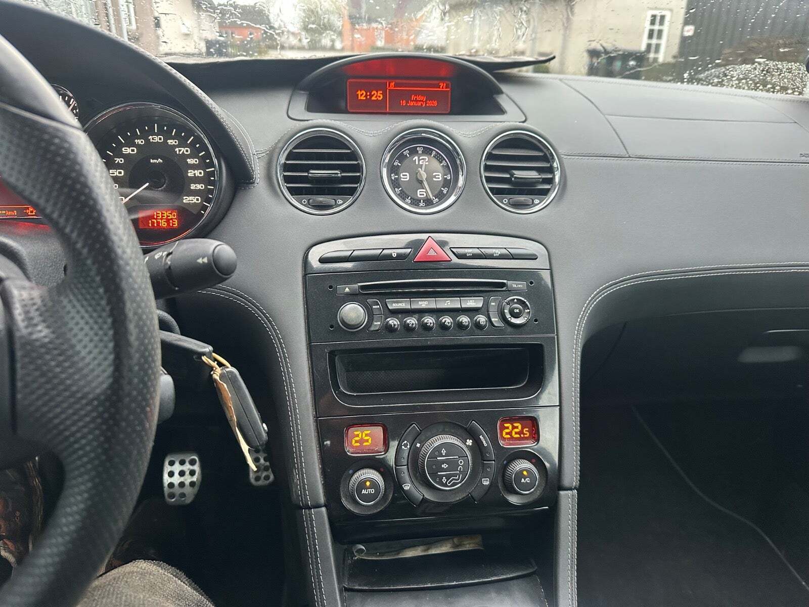 undefined Peugeot RCZ fra 2012