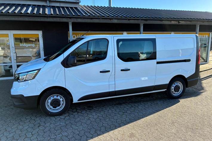 Hvid Renault Trafic fra 2026
