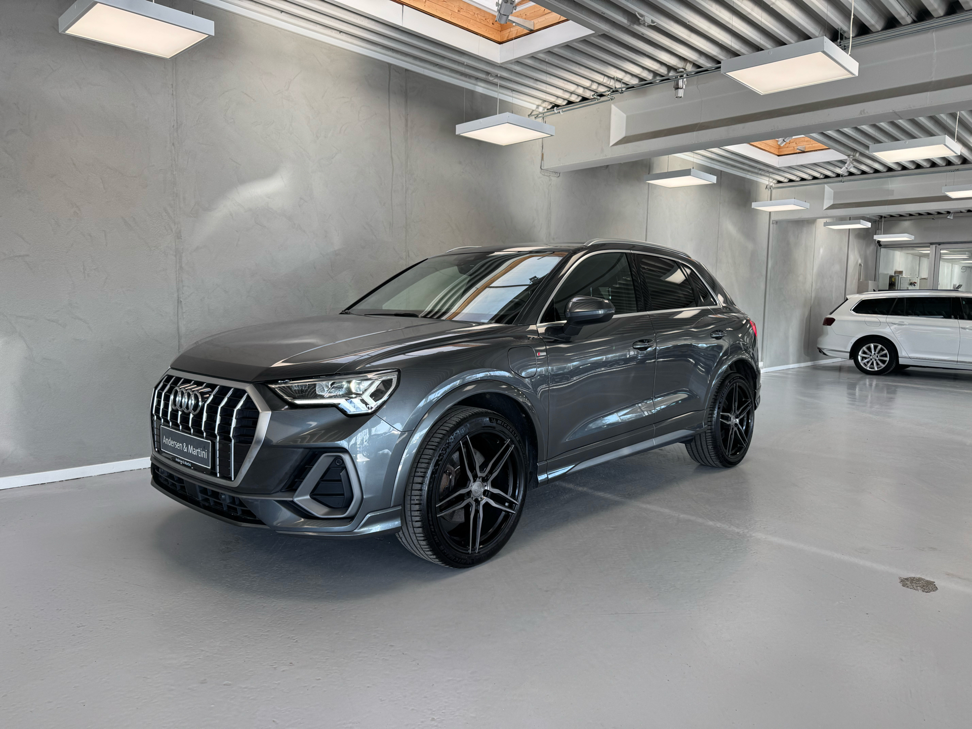 Audi Q3 1,4 45 TFSI e  Plugin-hybrid S Line Plus S Tronic 245HK 5d 6g Aut.