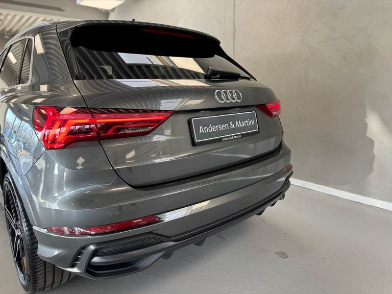 Audi Q3 1,4 45 TFSI e Plugin-hybrid S Line Plus S Tronic 245HK 5d 6g Aut.