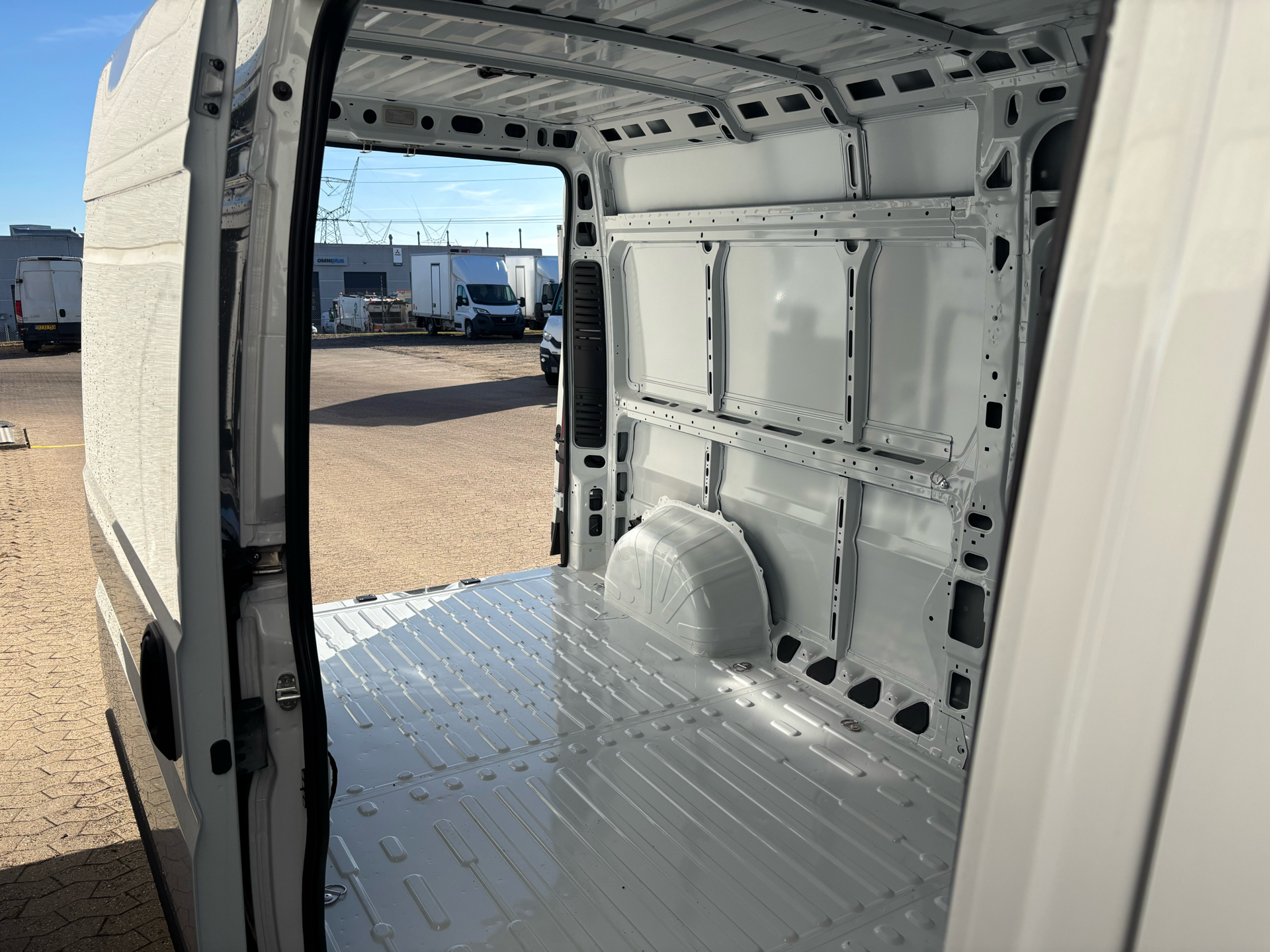 Hvid Fiat Ducato fra 2026