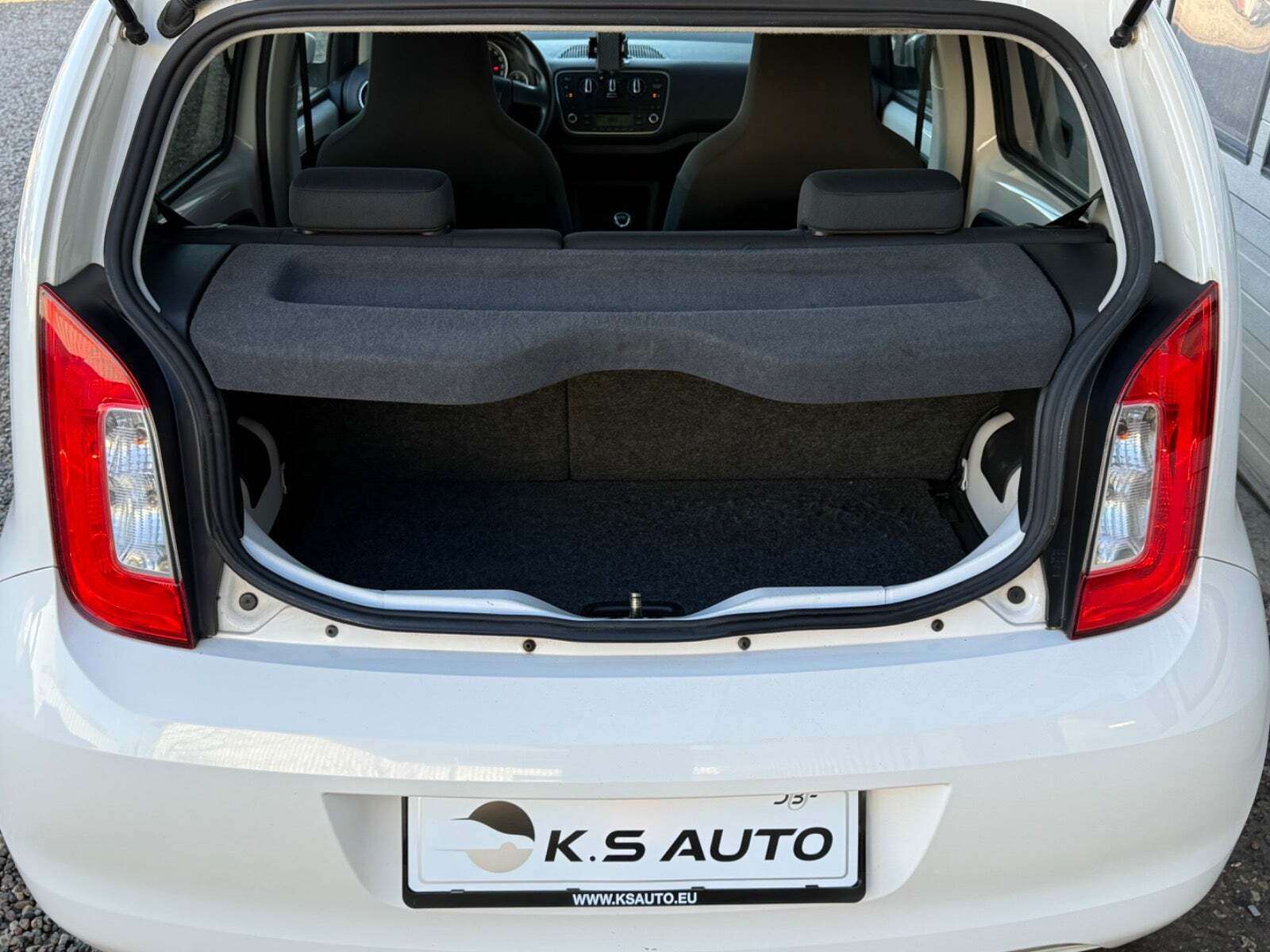 Hvid Skoda Citigo fra 2013