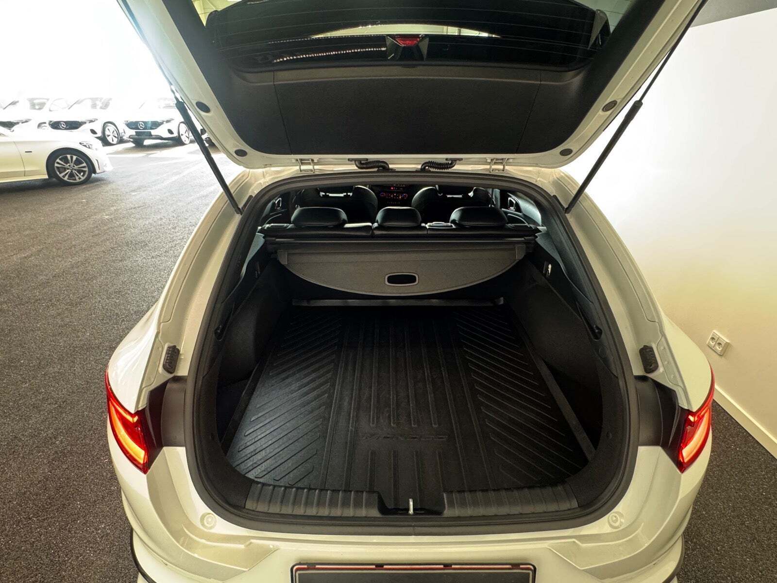 Kia ProCeed 1,6 T-GDi GT DCT