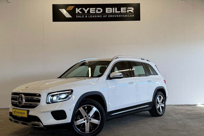 Hvid Mercedes GLB220 d fra 2022 set udefra