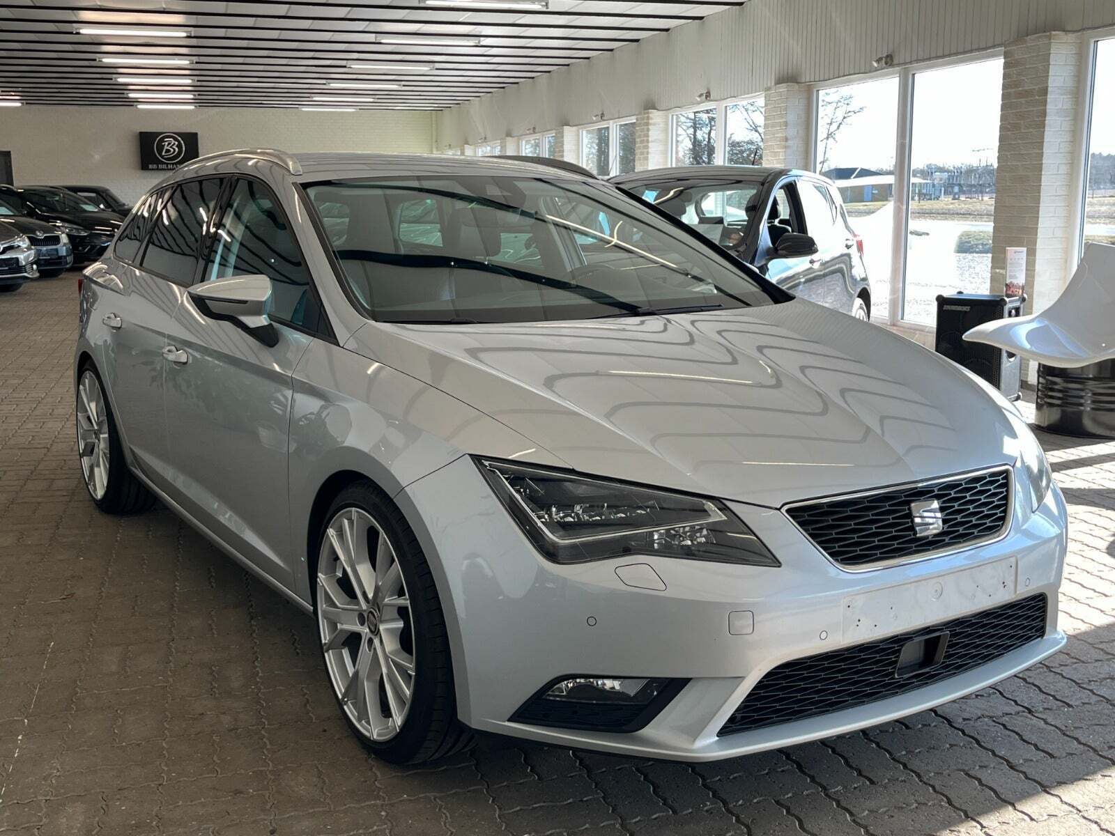 Seat Leon 1,6 TDi 110 Style ST DSG