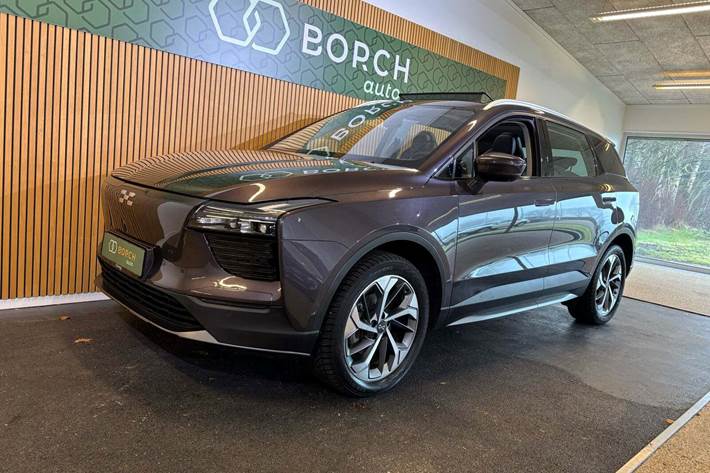 Lilla Aiways U5 fra 2022 set udefra