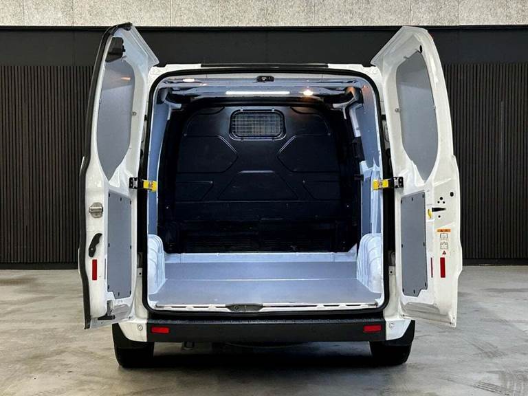 Ford Transit Custom 300S 2,0 TDCi 130 Ambiente