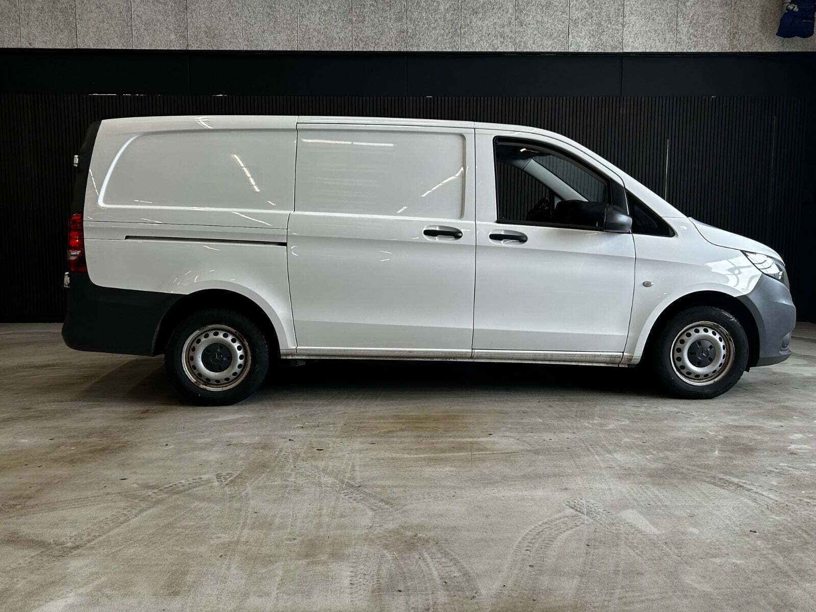 Mercedes Vito 114 2,0 CDi Kassevogn aut. L RWD