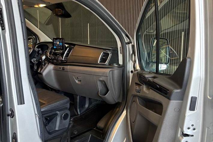 undefined Ford Transit Custom 320L fra 2022