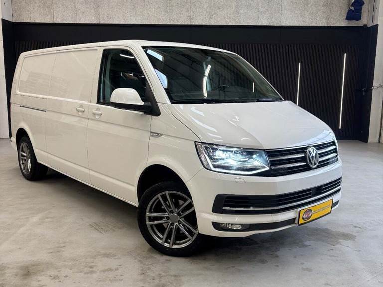 VW Transporter 2,0 TDi 150 Kassevogn DSG lang