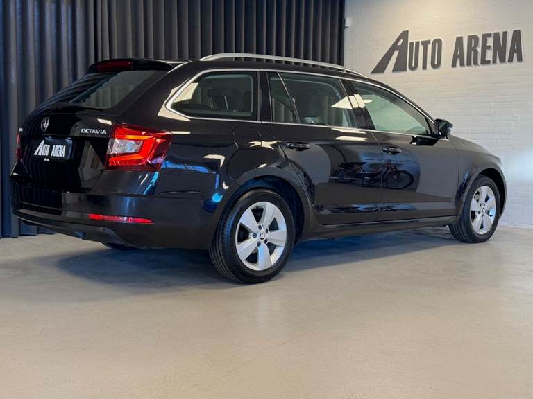 Skoda Octavia 1,6 TDi 115 Ambition Combi DSG