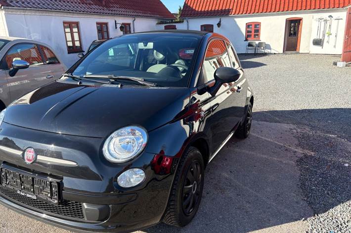 Sort Fiat 500C fra 2012