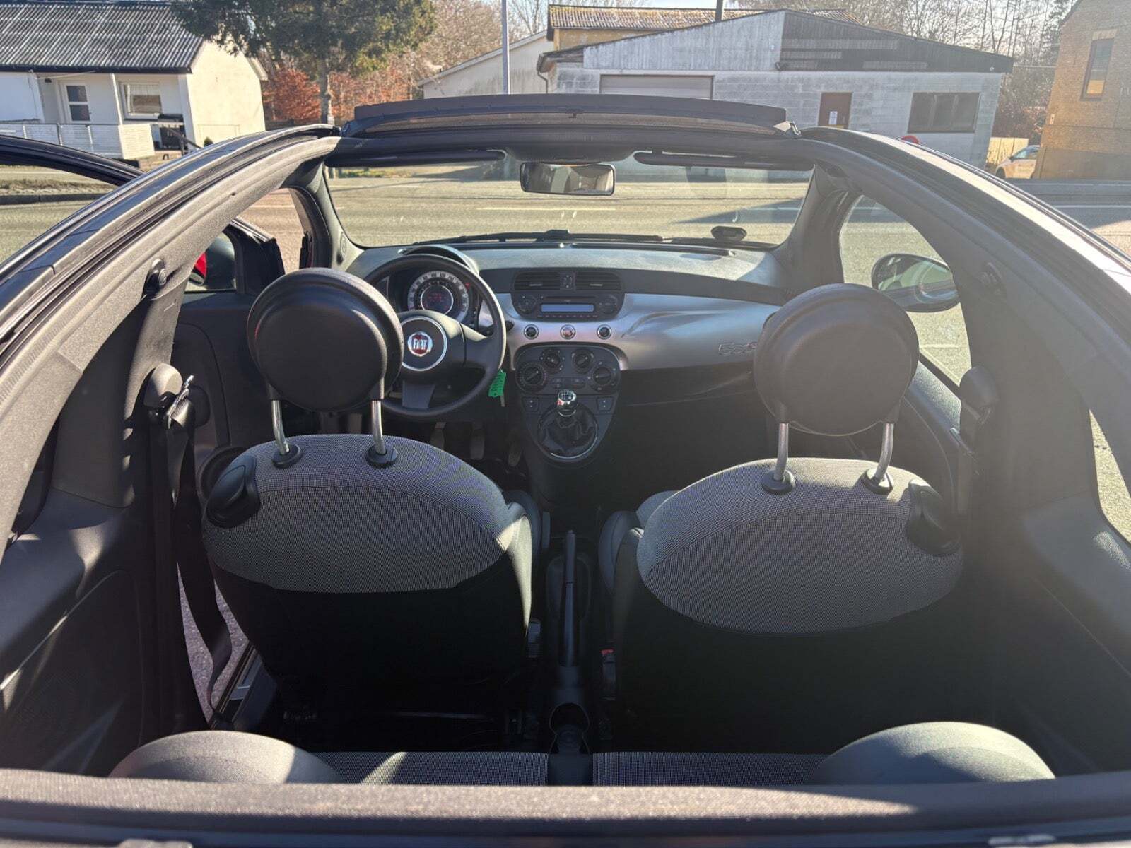 Sort Fiat 500C fra 2012