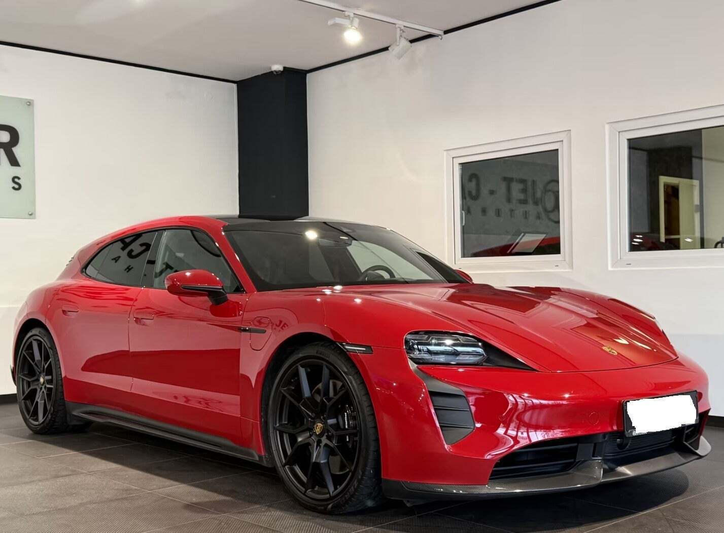 Porsche Taycan GTS Performance+ Sport Turismo