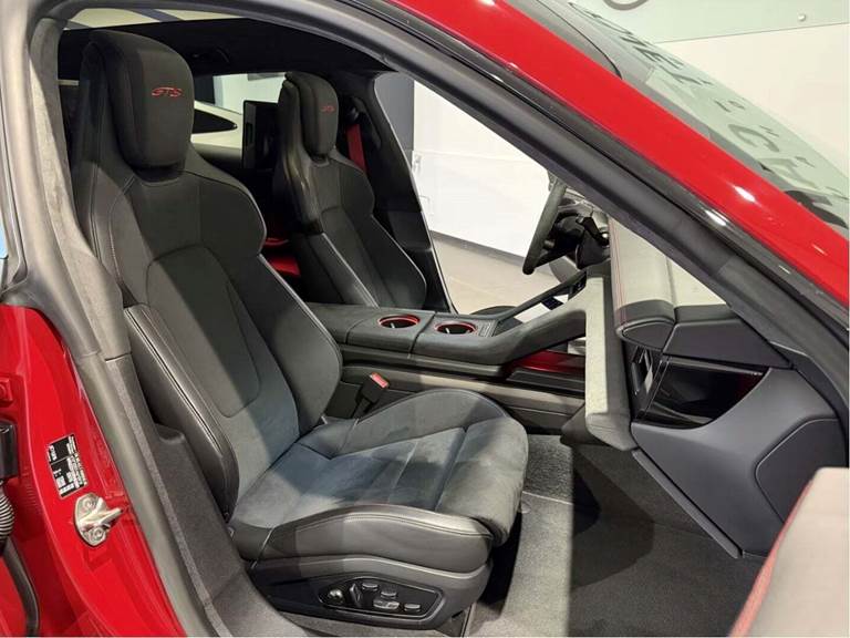 Porsche Taycan GTS Performance+ Sport Turismo