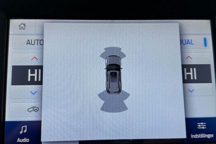 Hvid Ford S-MAX fra 2020