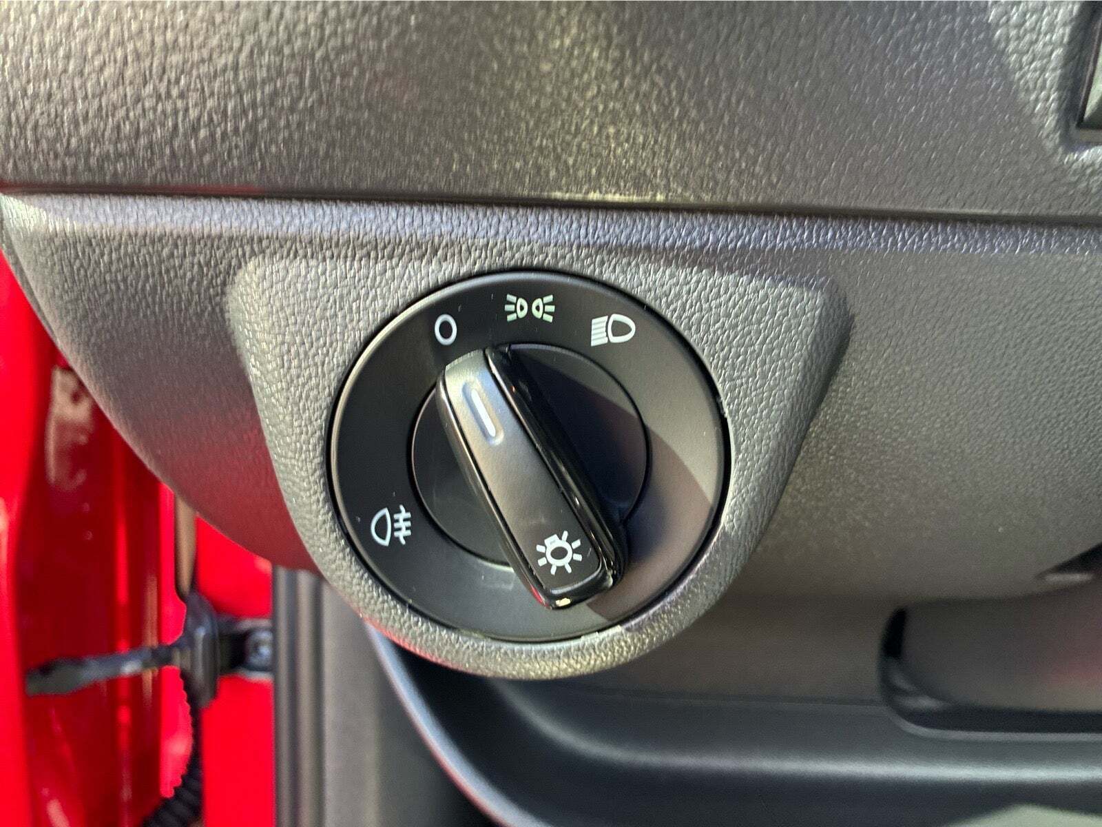 Rød Skoda Citigo fra 2016