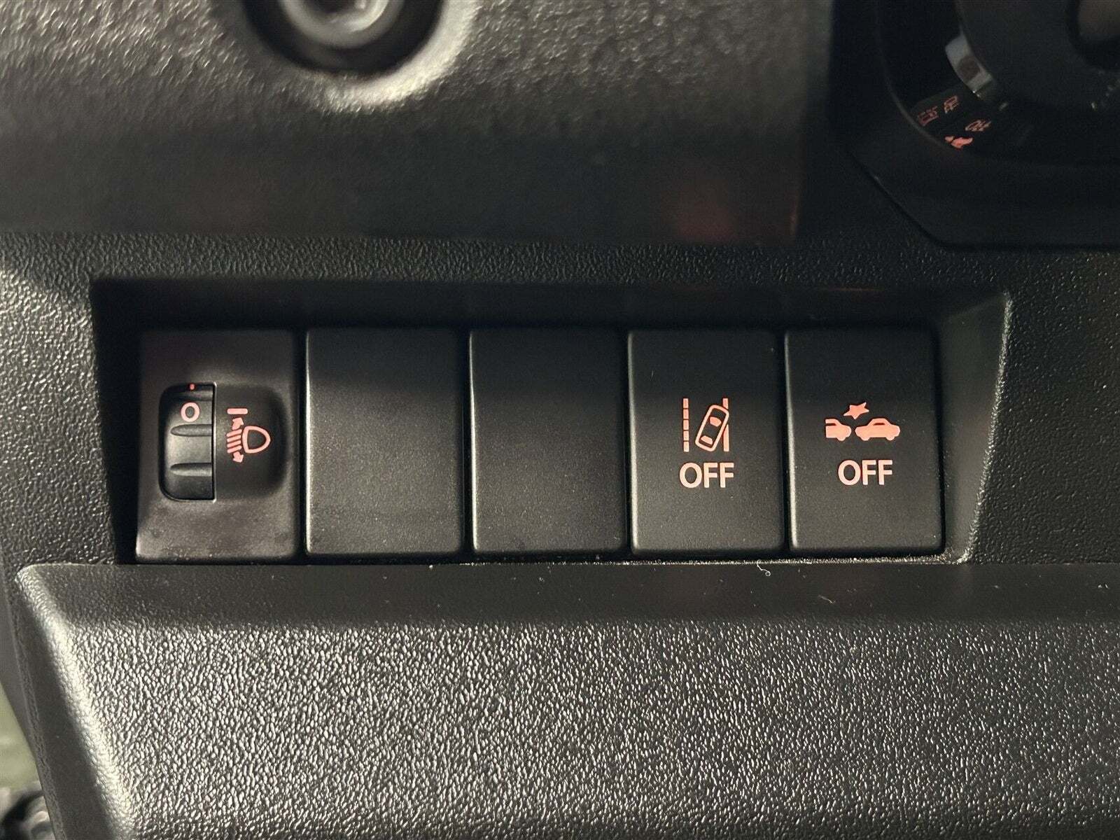 Grøn Suzuki Jimny fra 2024