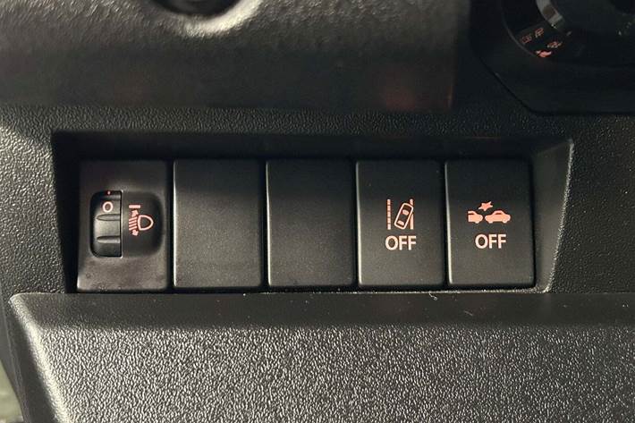 Grøn Suzuki Jimny fra 2024