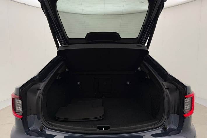 Blå Polestar 2 fra 2022