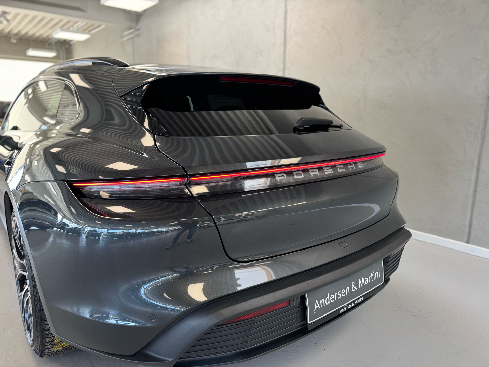 Porsche Taycan Sport Turismo EL Performance + 380HK Stc Aut.