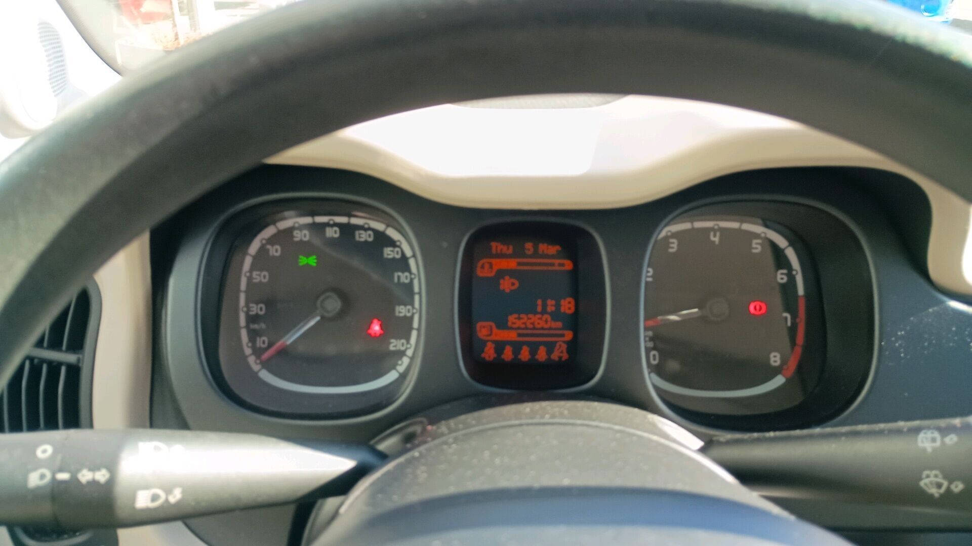 Orange Fiat Panda fra 2013