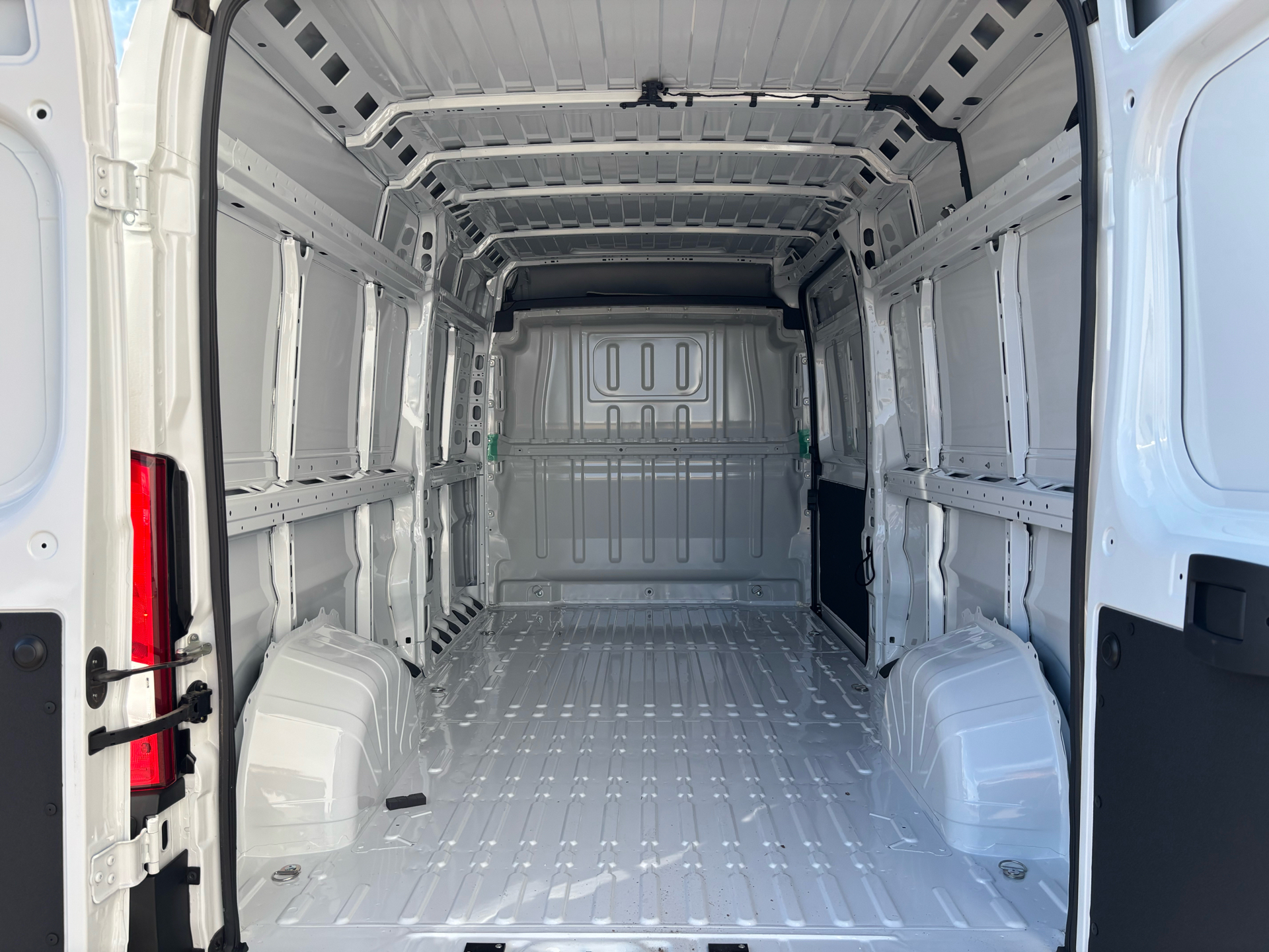 Hvid Fiat Ducato fra 2026