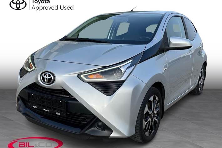 Sølv Toyota Aygo fra 2019