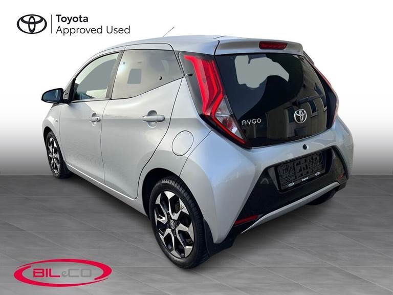 Toyota Aygo 1,0 VVT-I X-plore DAB+ 72HK 5d