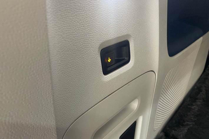 Sort VW ID.Buzz fra 2023