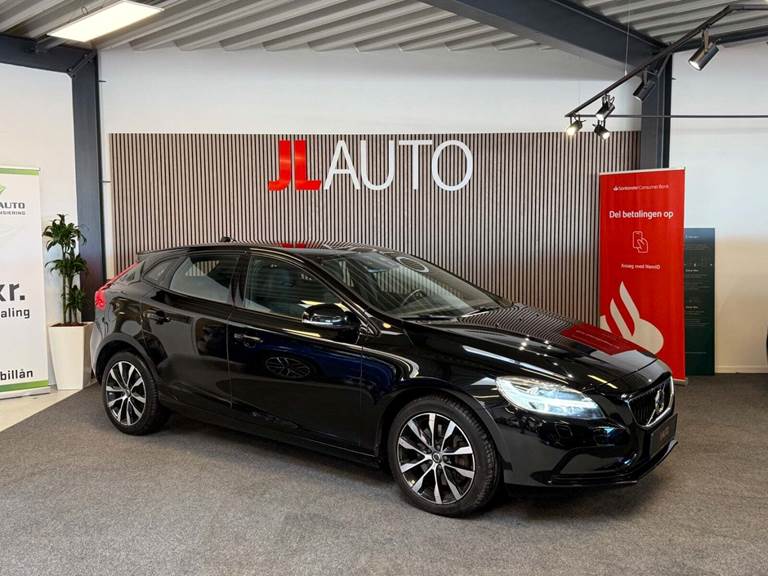Volvo V40 1,5 T3 152 Momentum aut.