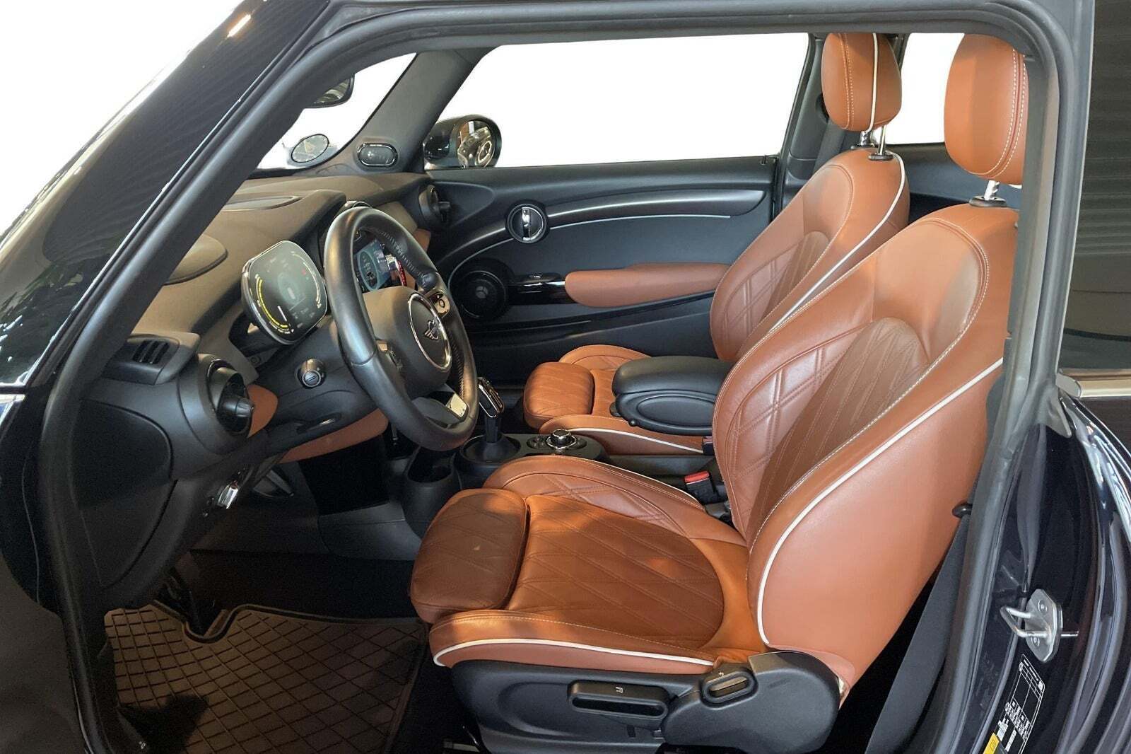 Mini Cooper SE Yours Trim