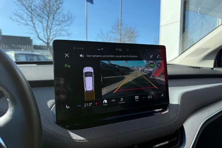 Grå Skoda Enyaq fra 2021