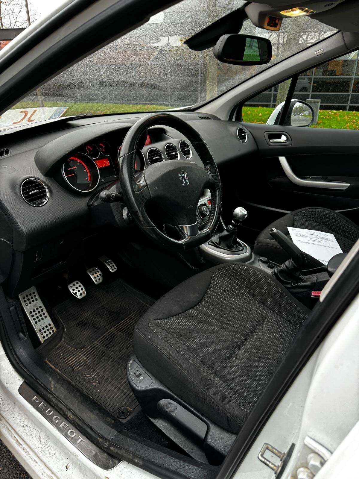 Peugeot 308 2,0 HDi 140 Sportium SW