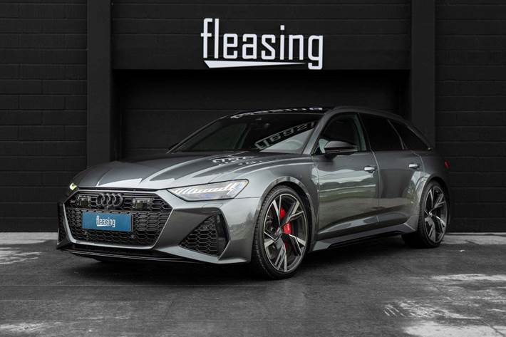 Grå Audi RS6 fra 2020