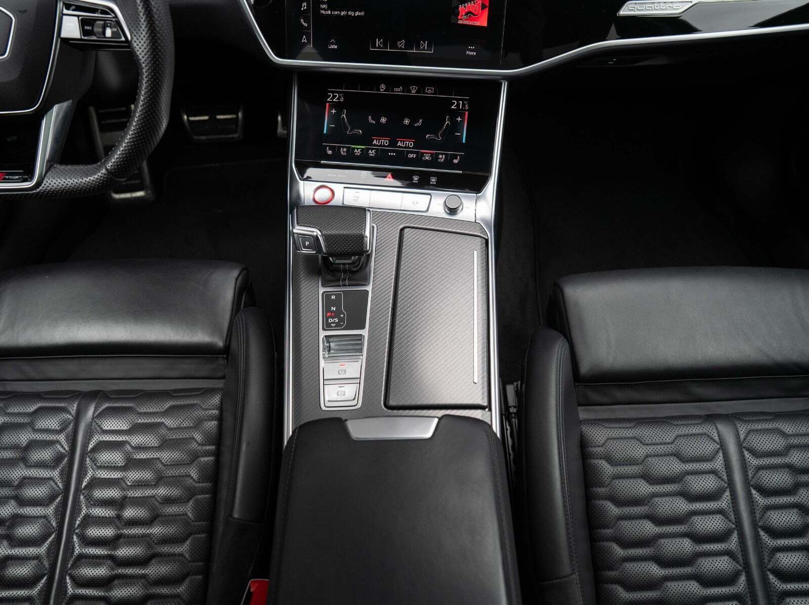 Grå Audi RS6 fra 2020