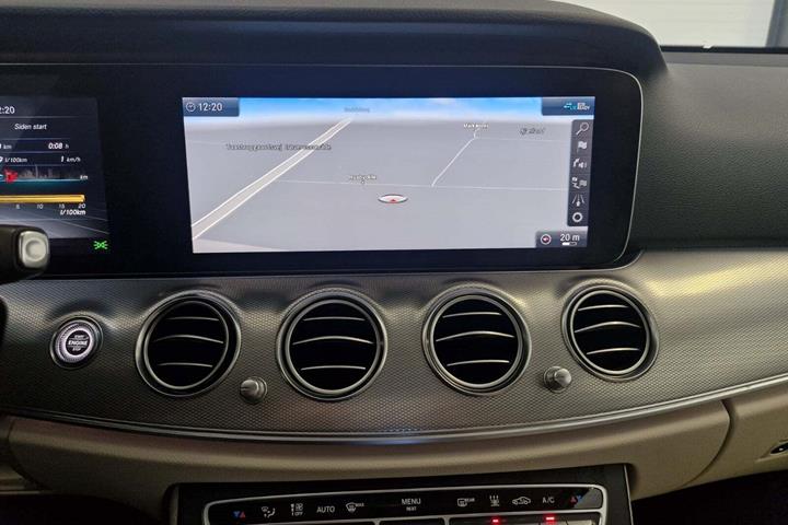 Sort Mercedes E200 fra 2019