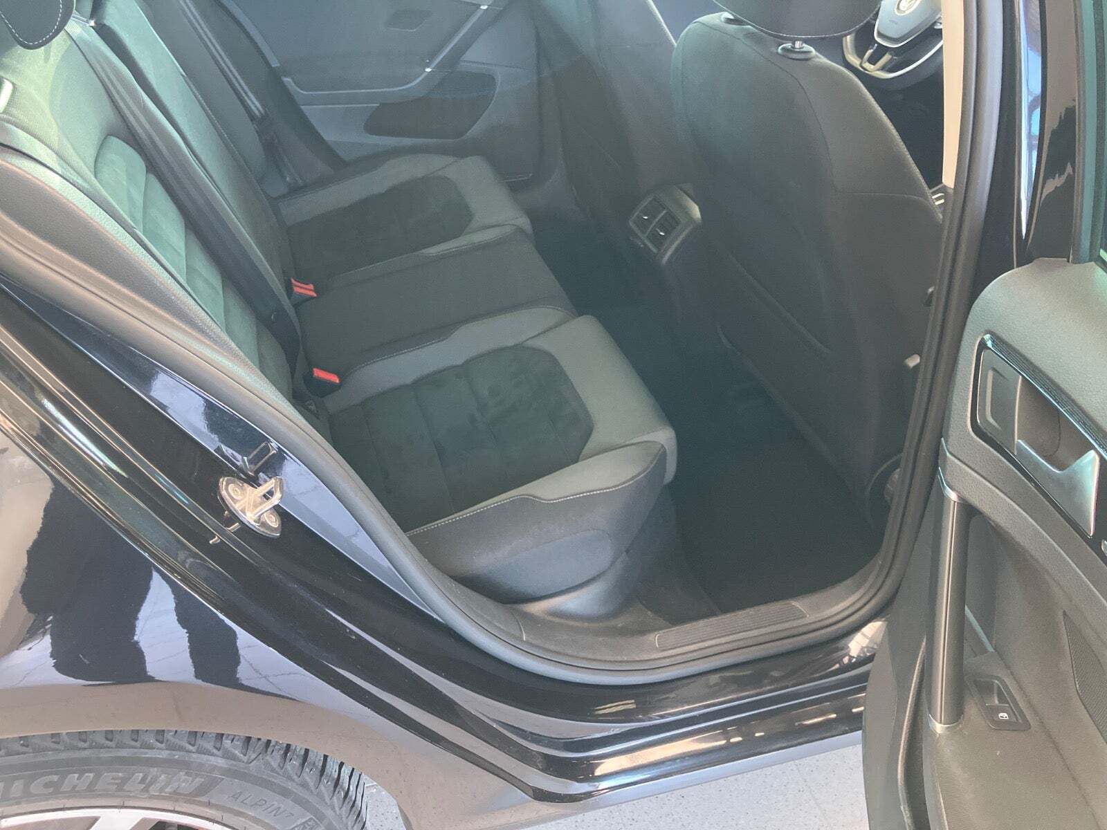 Sort VW Golf VII fra 2018