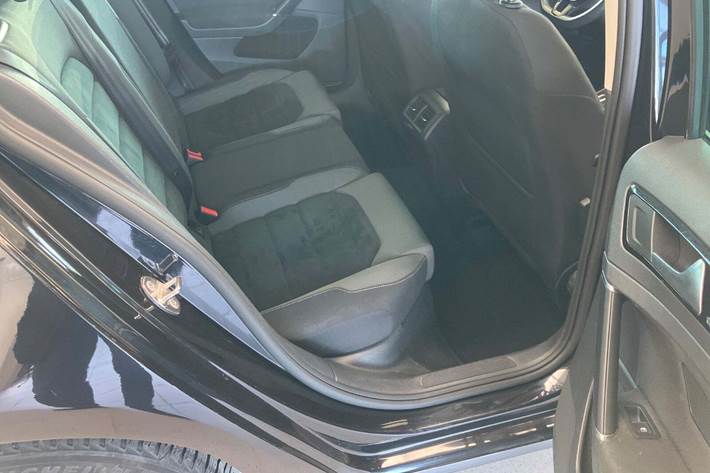 Sort VW Golf VII fra 2018