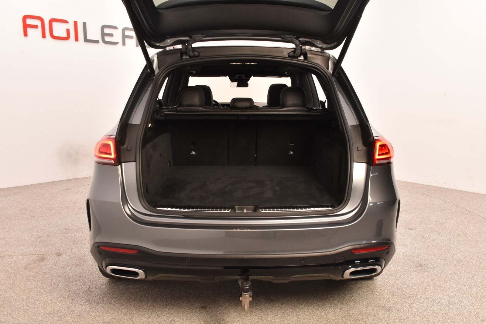 Grå Mercedes GLE350 de fra 2022