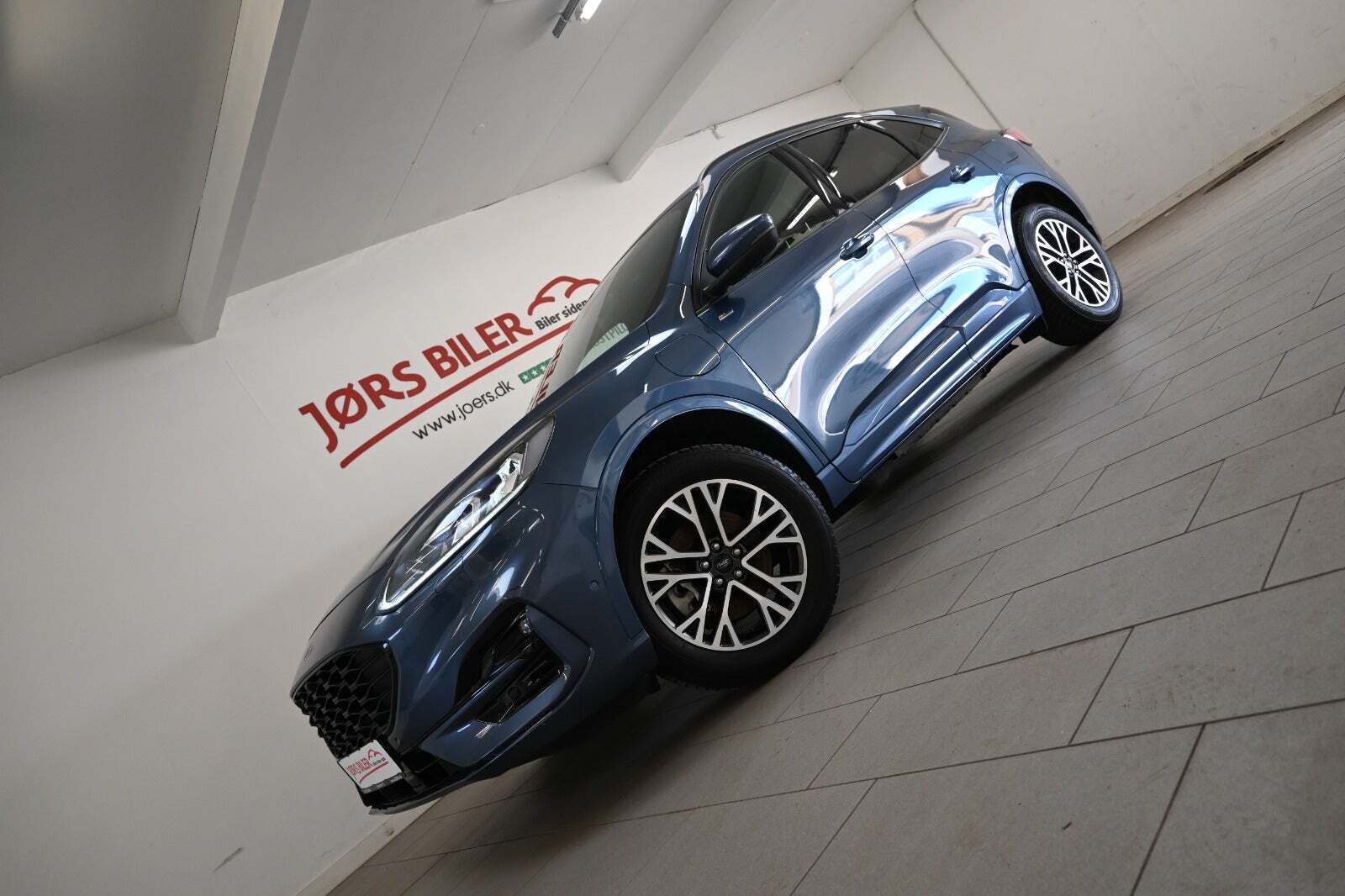 Ford Kuga 2,5 PHEV ST-Line X CVT